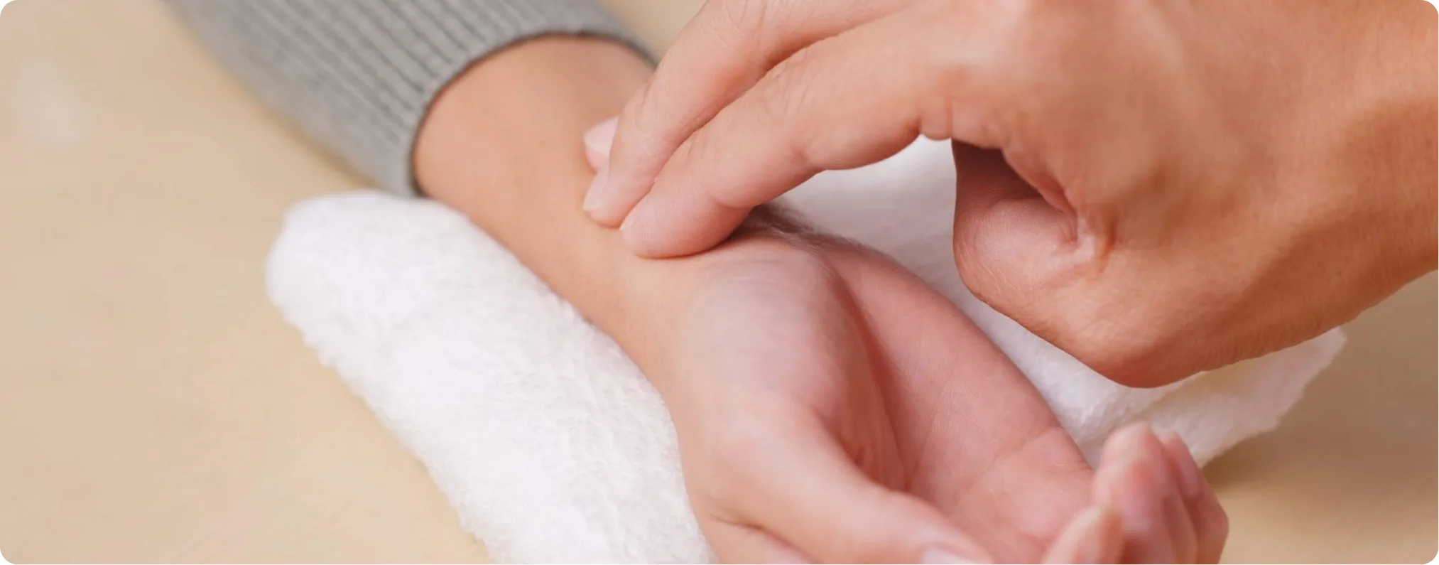 Acupuncture treatment at The Teal Center
